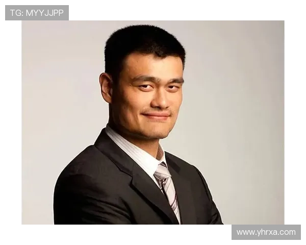 名人眼中的姚明：从篮球巨星到文化桥梁的多重身份解析