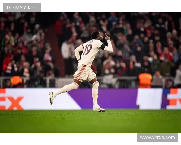 邓弗里斯补射建功助国米先拔头筹角球战术奏效打开胜利之门